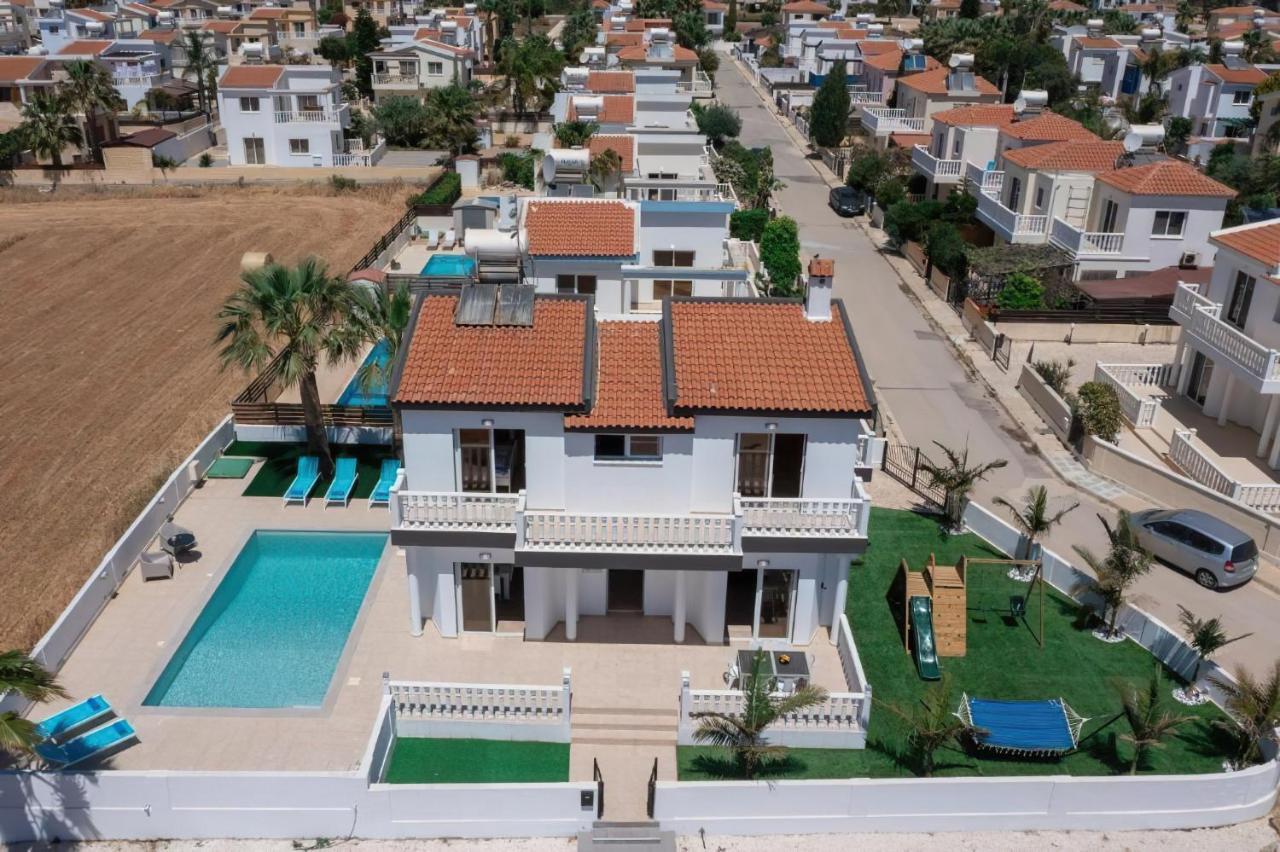 Villa Suncity Boutique Beachfront Ayia Napa Esterno foto