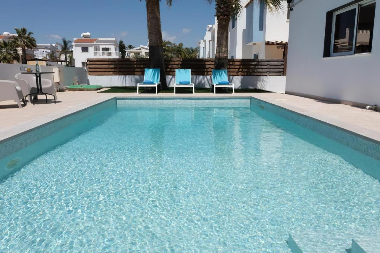 Villa Suncity Boutique Beachfront Ayia Napa Esterno foto