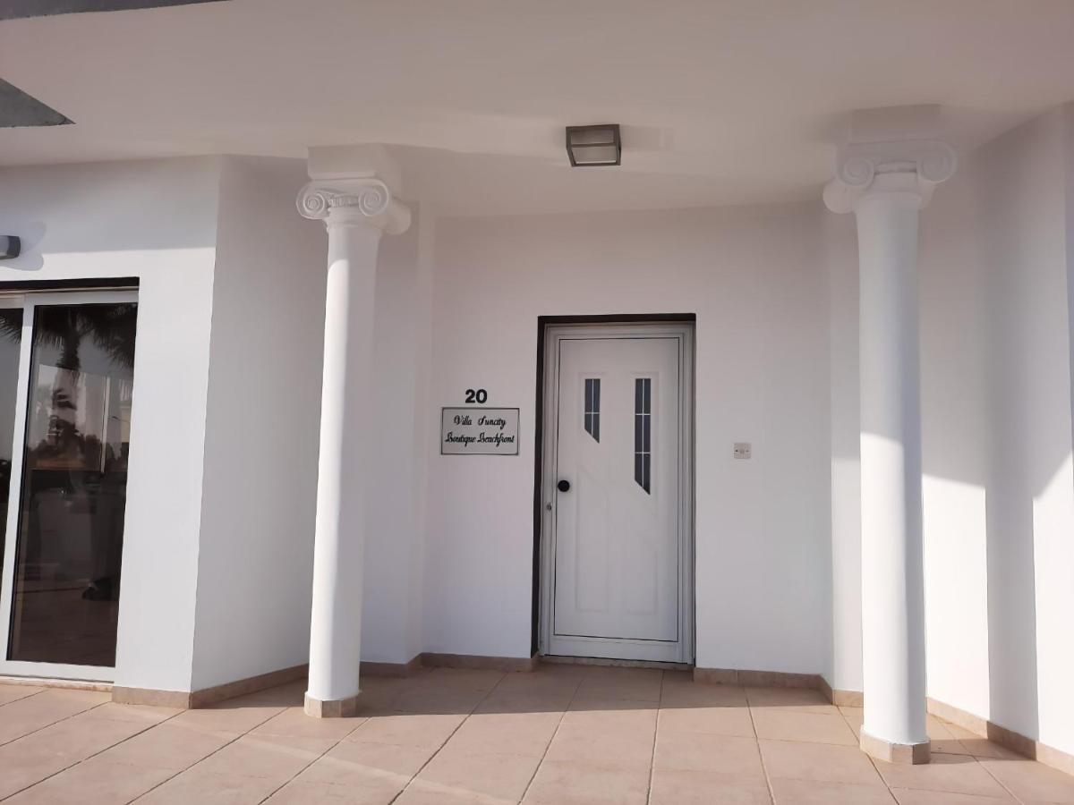 Villa Suncity Boutique Beachfront Ayia Napa Esterno foto