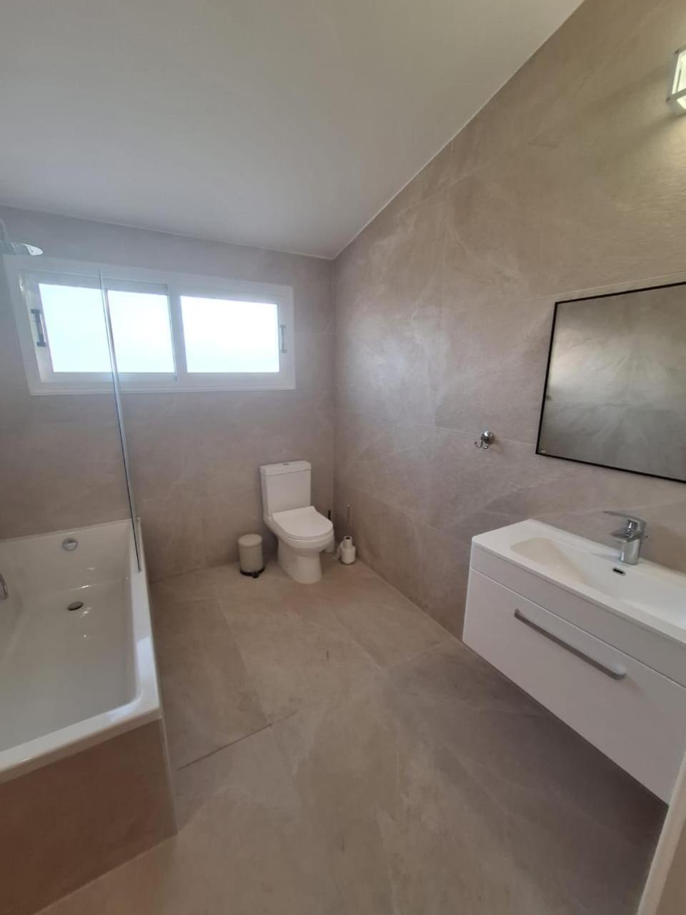 Villa Suncity Boutique Beachfront Ayia Napa Esterno foto